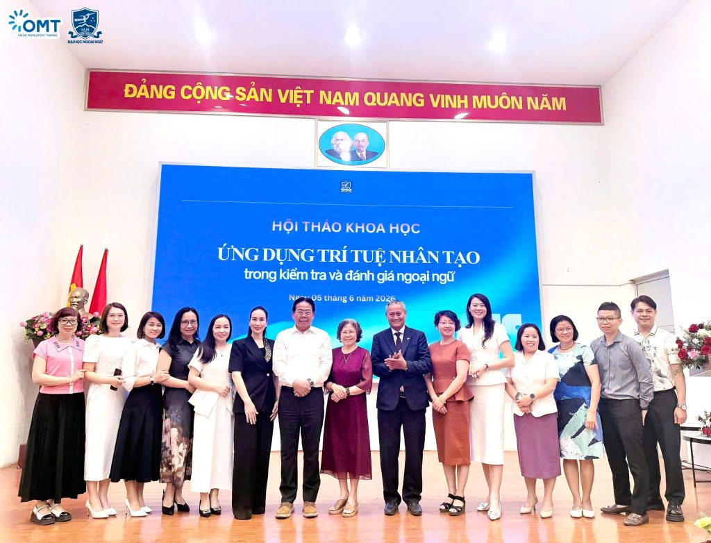 Tập thể đại biểu tại hội thảo ứng dụng trí tuệ nhân tạo trong kiểm tra đánh giá ngoại ngữ tại ULIS